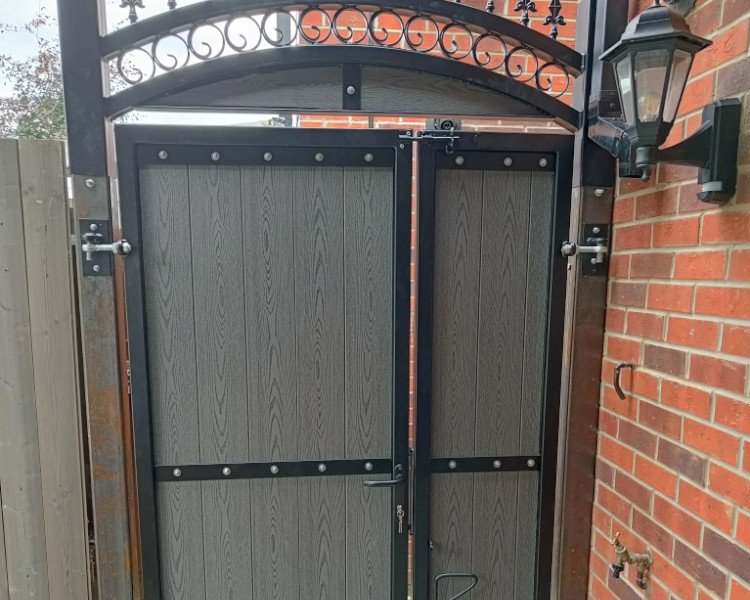Composite Gates Sheffield
