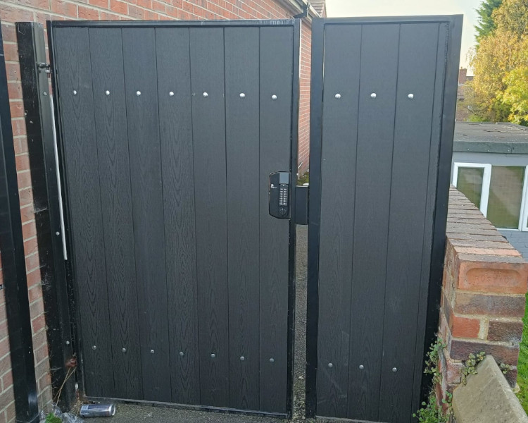 Composite Gates Sheffield