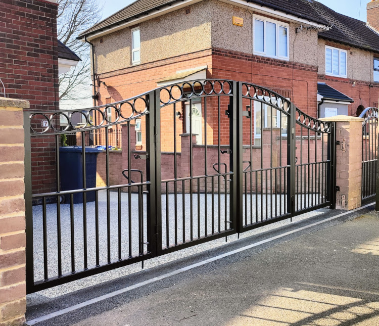 Metal Gates Sheffield