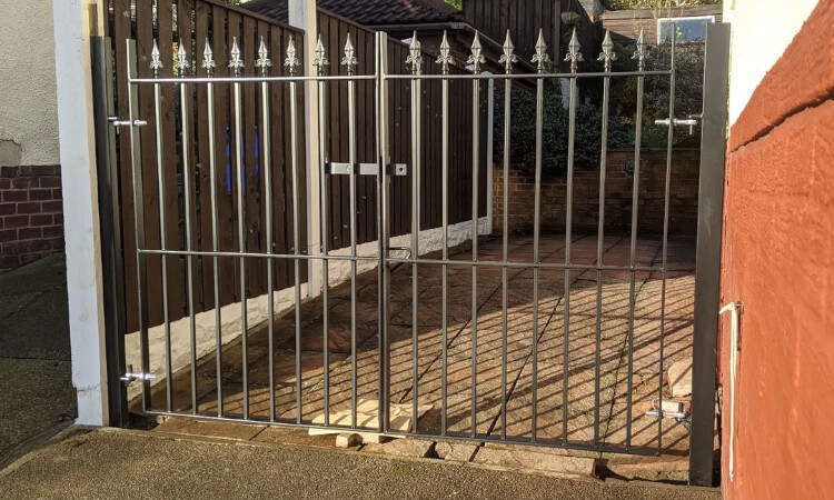 Metal Gates
